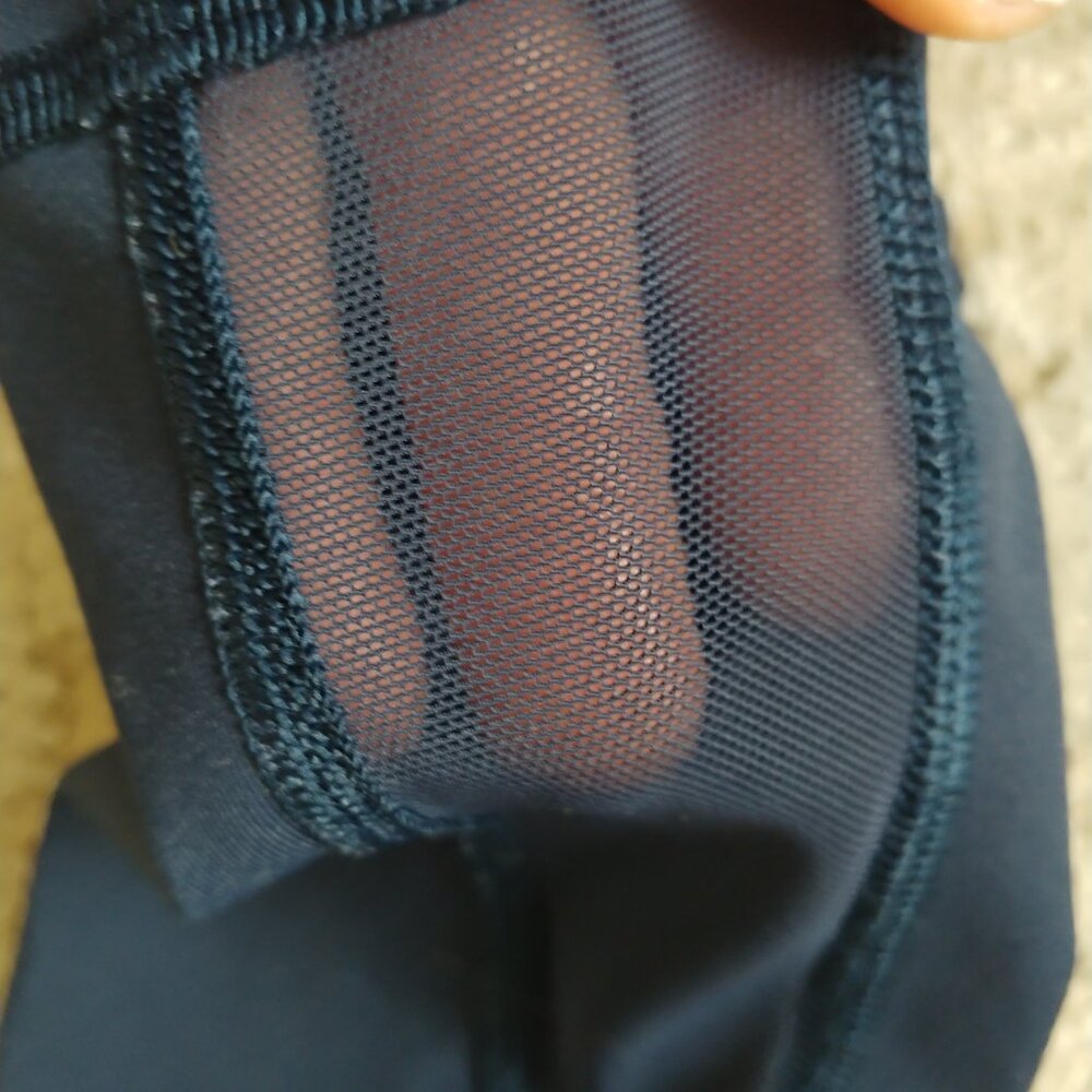 Lululemon Train Times 7/8 Pant 25" True Navy Size 4 - Picture 12 of 12
